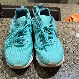 Women's Teal Athletic Shoes